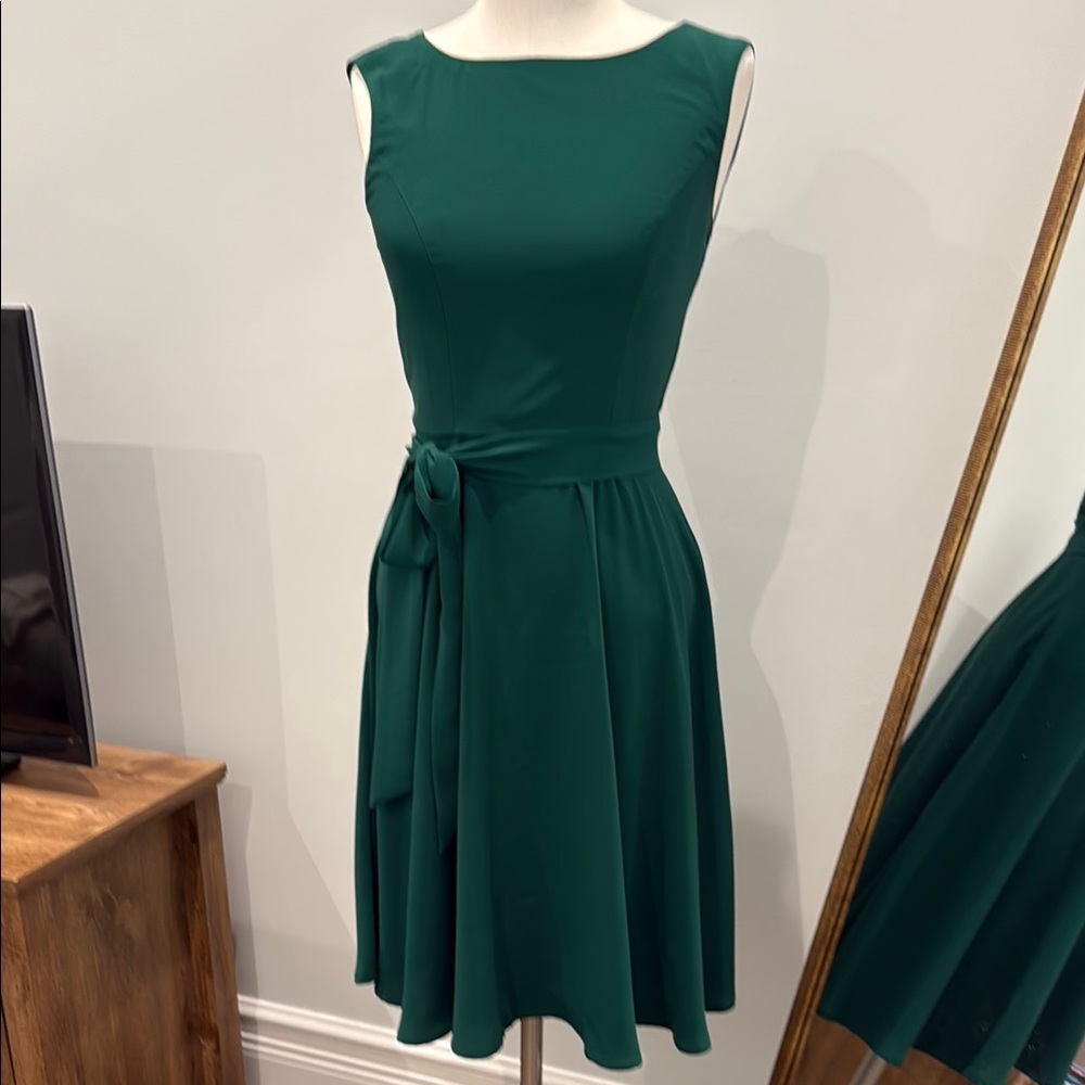 Green Halter A-Line Midi Dress for Wedding Guest